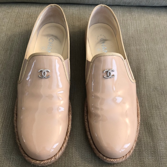 AUTHENTIC CHANEL CC NUDE/BEIGE ESPADRILLE LOAFERS - Picture 6 of 6